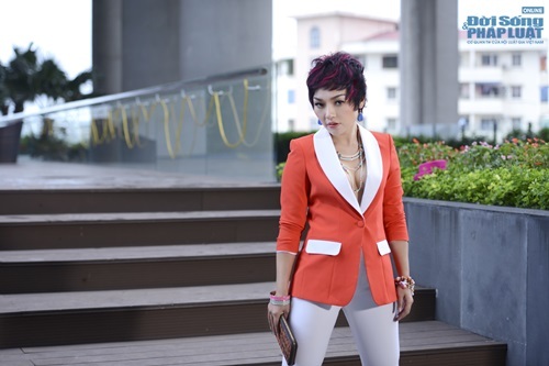 Thái Thuỳ Linh khoe thân hình gợi cảm đến bất ngờ